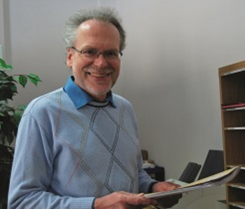 Helmut Sankowsky, Kanzler der EHB, Atrium,  Foto: Evangelische Hochschule Berlin (EHB): Pierre-Yves Dalka