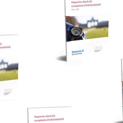 Die Kollage zeigt mehrfach die Titelseite des "Wegweisers durch die europäische Förderlandschaft"