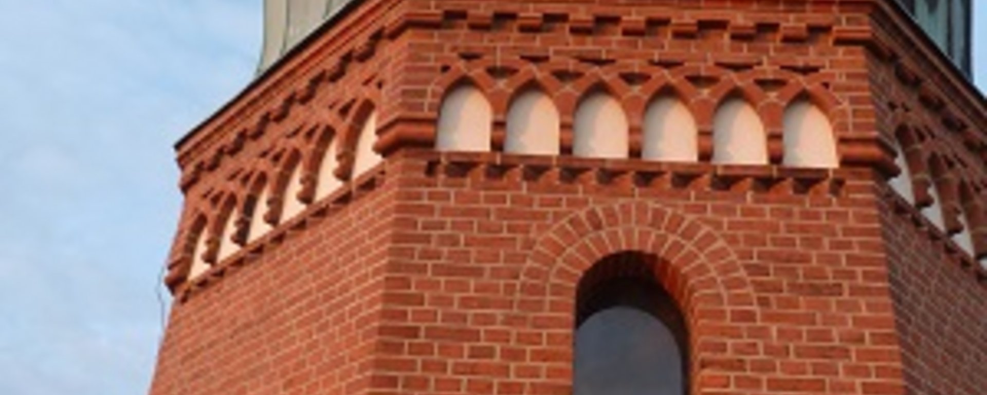 Sanierter Turm des Stadtkloster Segen in Berlin, Bildquelle: Stadtkloster Segen 