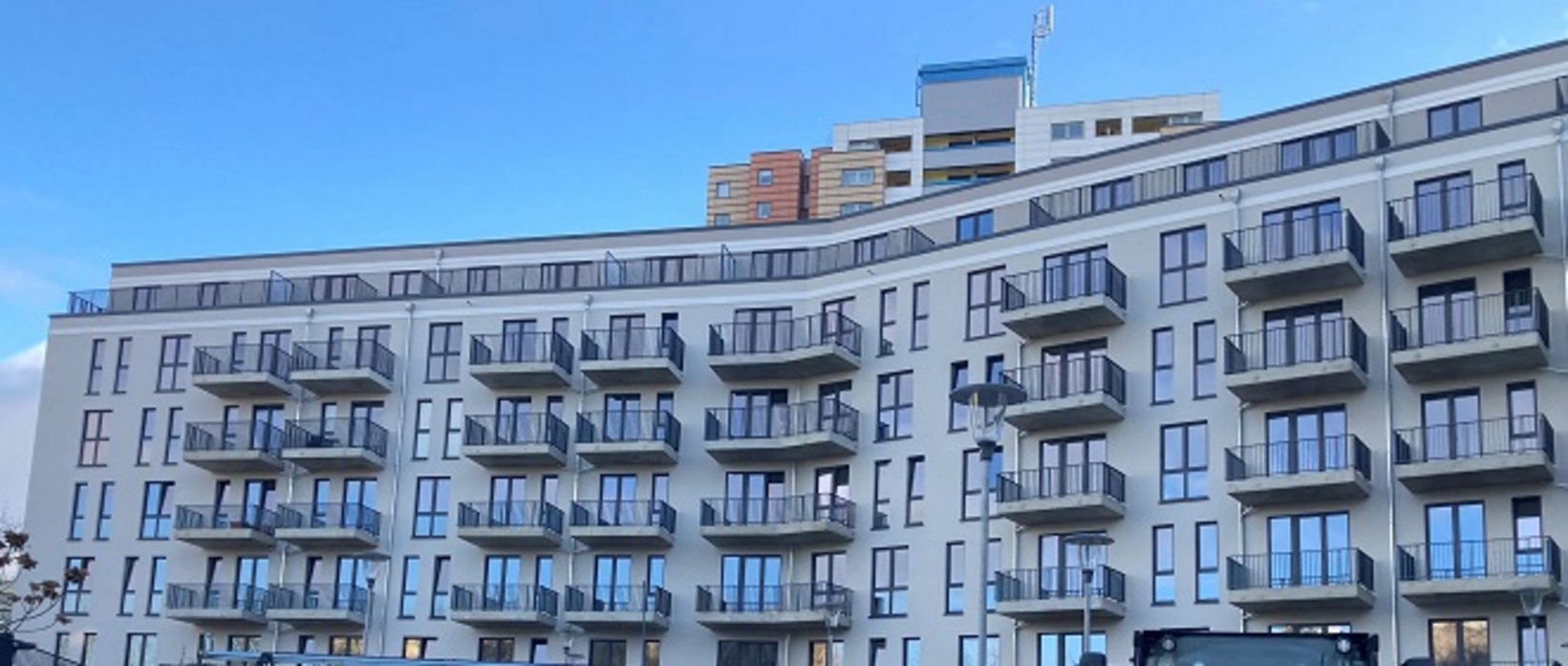 Die Fassade des neuen Gebäudes in der Titiseestraße in Berlin Reinickendorf.