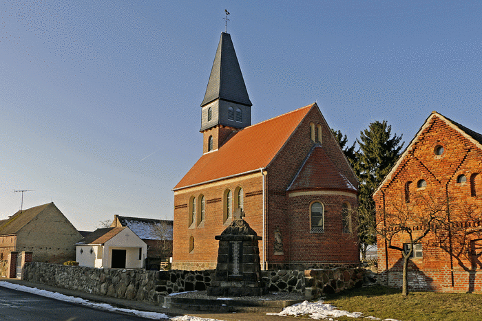 Dorfkirche zu Lühnsdorf | (c) Manfred Kahl